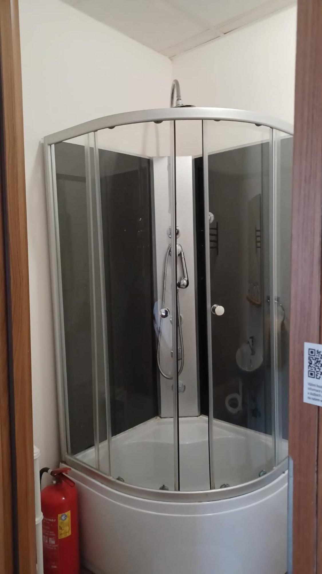Apartmany Orlova Luaran gambar