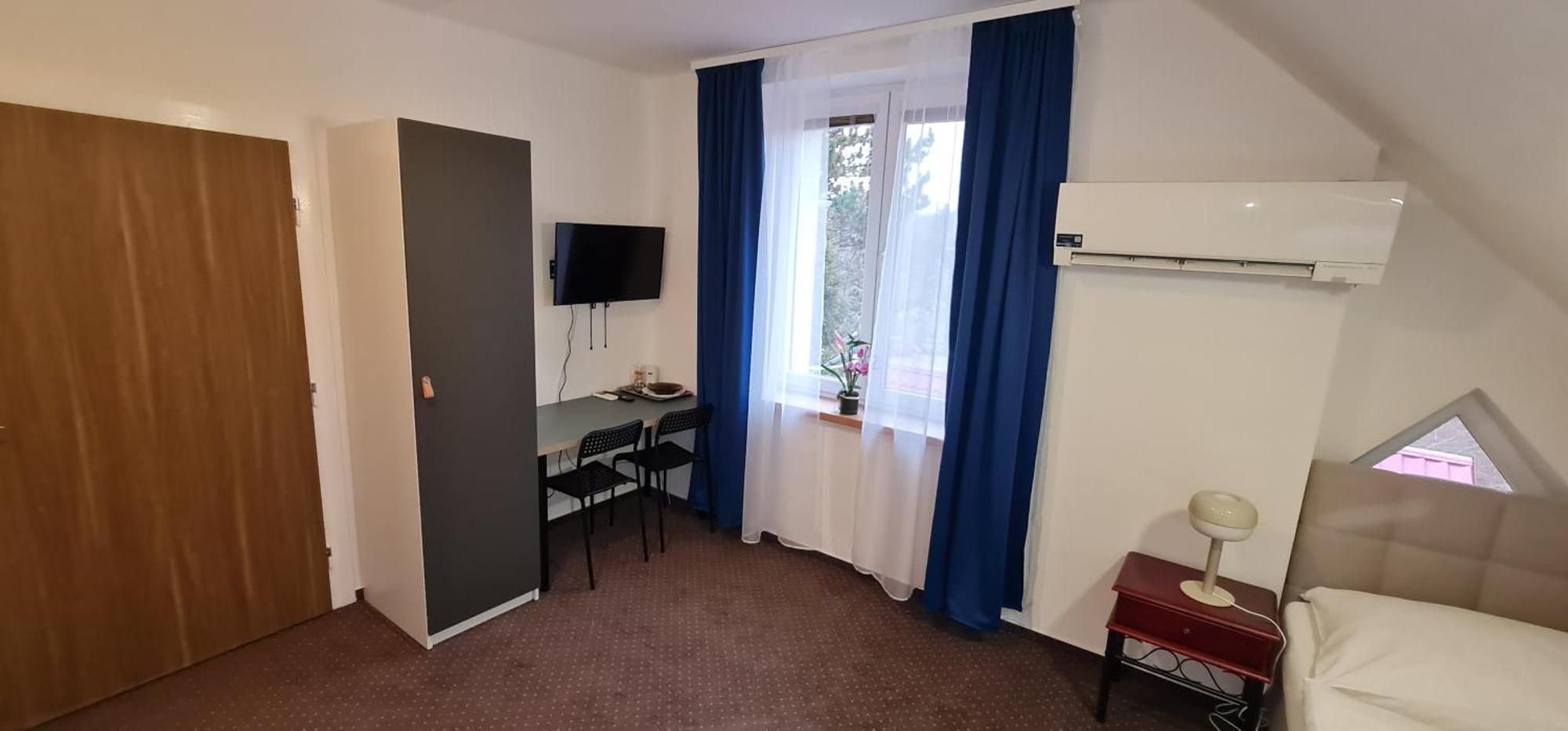 Apartmany Orlova Luaran gambar