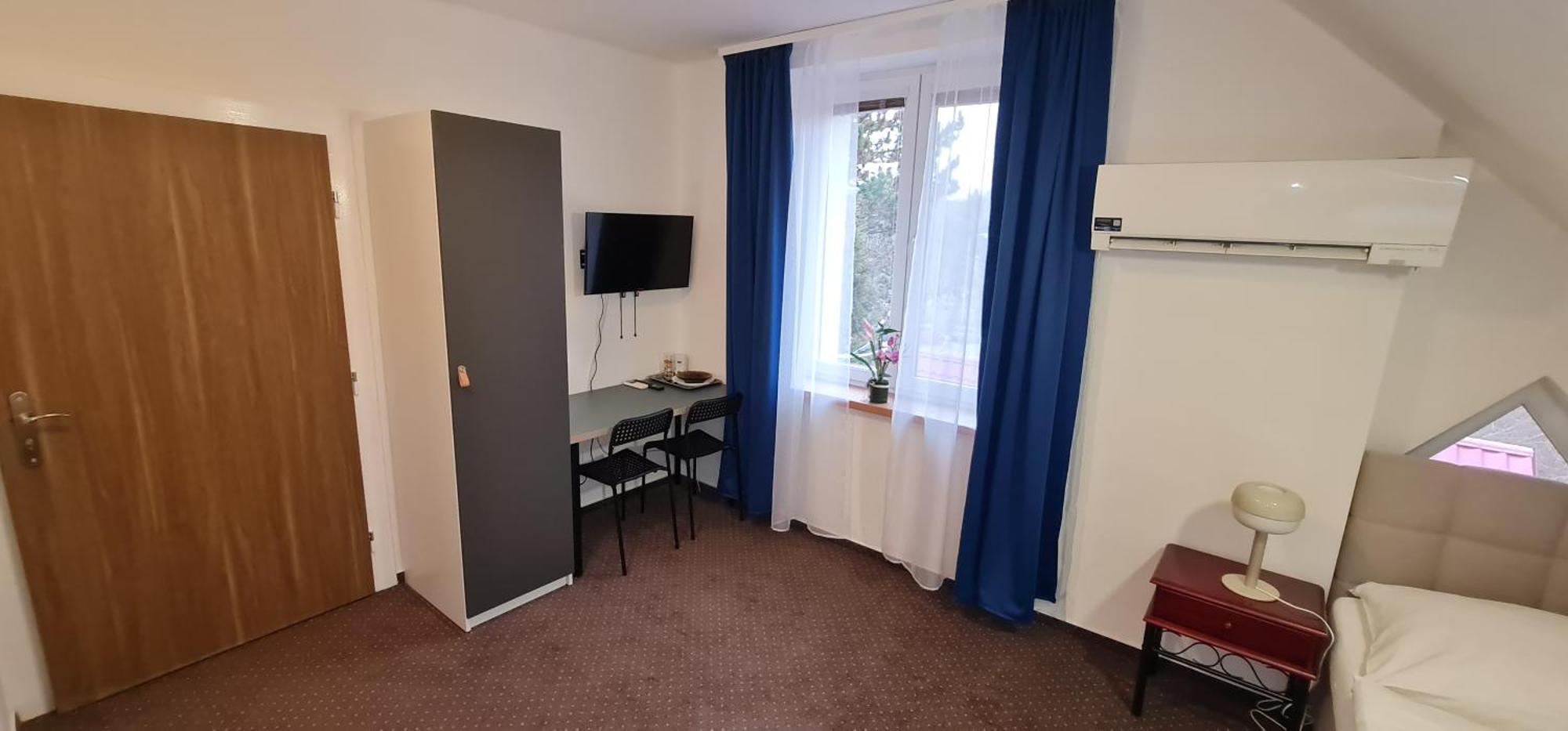 Apartmany Orlova Luaran gambar